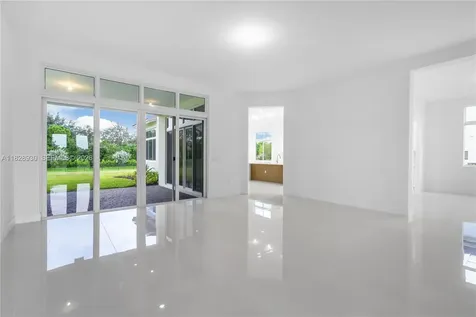 2210 SW 122nd Terrace Davie FL 33325