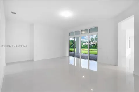 2210 SW 122nd Terrace Davie FL 33325