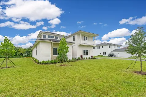 2210 SW 122nd Terrace Davie FL 33325
