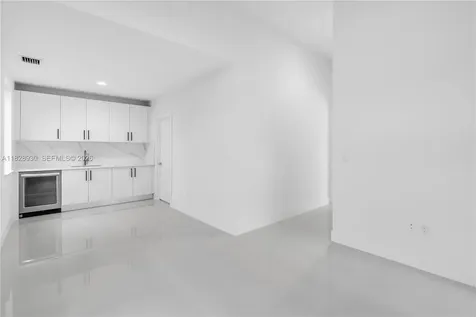 2210 SW 122nd Terrace Davie FL 33325