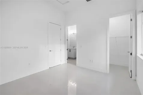 2210 SW 122nd Terrace Davie FL 33325