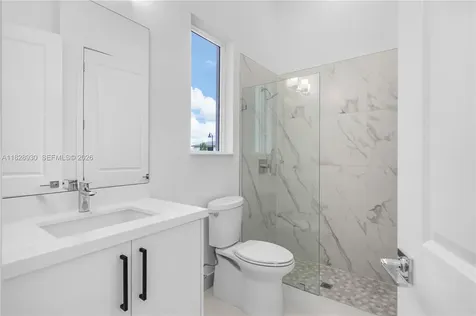 2210 SW 122nd Terrace Davie FL 33325