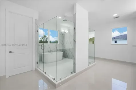 2210 SW 122nd Terrace Davie FL 33325