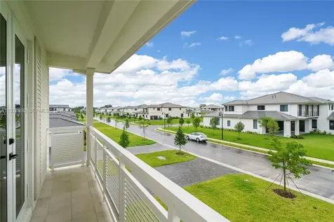 2210 SW 122nd Terrace Davie FL 33325