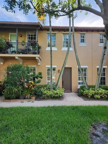 706 SW 147th Avenue Pembroke Pines FL 33027