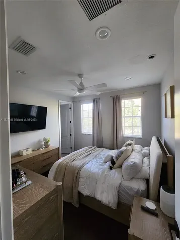 706 SW 147th Avenue Pembroke Pines FL 33027
