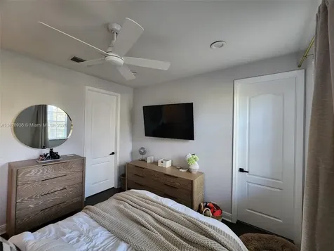 706 SW 147th Avenue Pembroke Pines FL 33027