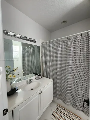 706 SW 147th Avenue Pembroke Pines FL 33027