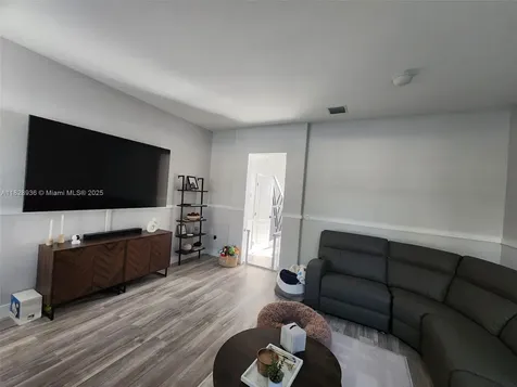 706 SW 147th Avenue Pembroke Pines FL 33027