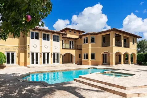10851 SW 63rd Avenue Pinecrest FL 33156