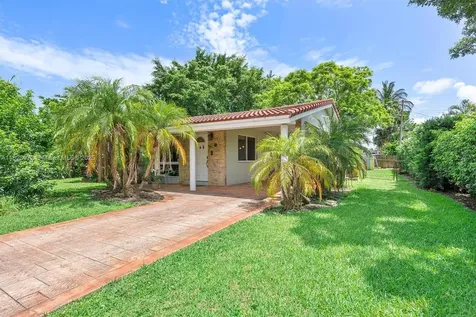 220 NW 35th Court Oakland Park FL 33309