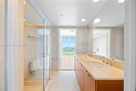 50 Biscayne Boulevard Miami FL 33132