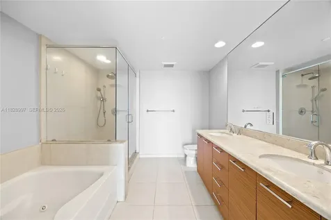 50 Biscayne Boulevard Miami FL 33132