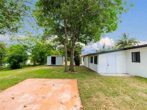 2420 NW 175th Street Miami Gardens FL 33056
