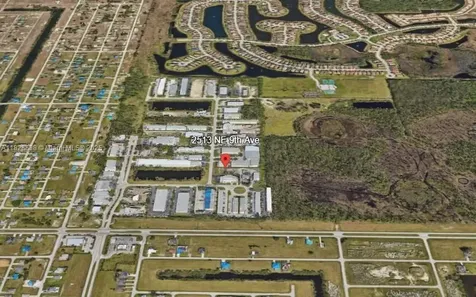 2513 NE 9th Avenue Cape Coral FL 33909