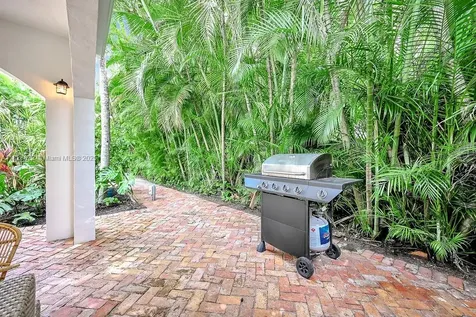 135 NE 87th Street El Portal FL 33138