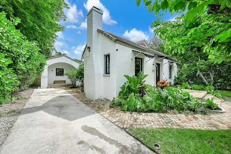 135 NE 87th Street El Portal FL 33138