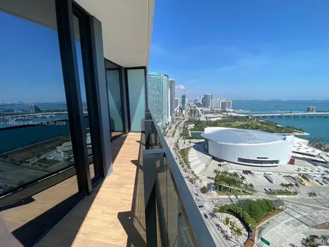 398 NE 5th Street Miami FL 33132