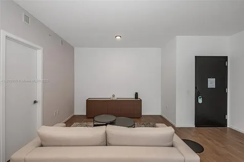 398 NE 5th Street Miami FL 33132