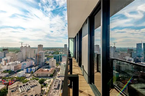 398 NE 5th Street Miami FL 33132