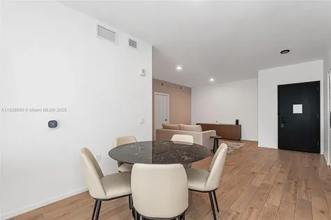 398 NE 5th Street Miami FL 33132
