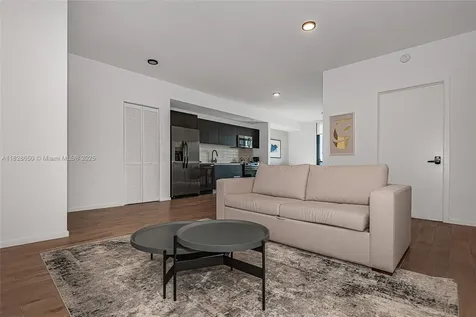 398 NE 5th Street Miami FL 33132