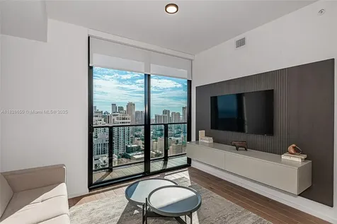 398 NE 5th Street Miami FL 33132