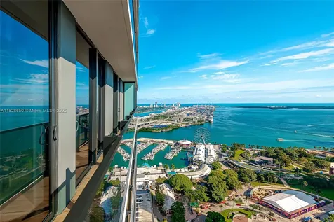 398 NE 5th Street Miami FL 33132