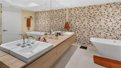 17301 Biscayne Boulevard North Miami Beach FL 33160