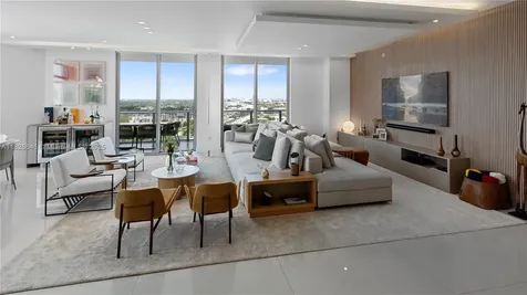 17301 Biscayne Boulevard North Miami Beach FL 33160