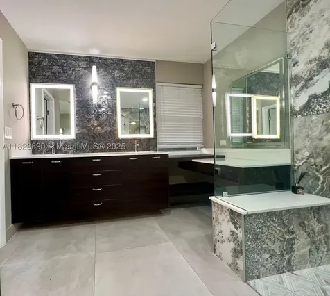 5452 SW 88th Terrace Cooper City FL 33328