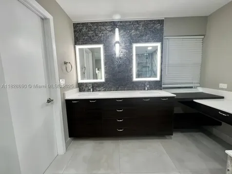 5452 SW 88th Terrace Cooper City FL 33328