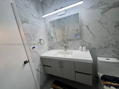 5452 SW 88th Terrace Cooper City FL 33328