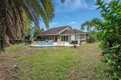 5452 SW 88th Terrace Cooper City FL 33328