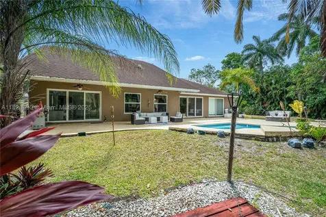 5452 SW 88th Terrace Cooper City FL 33328