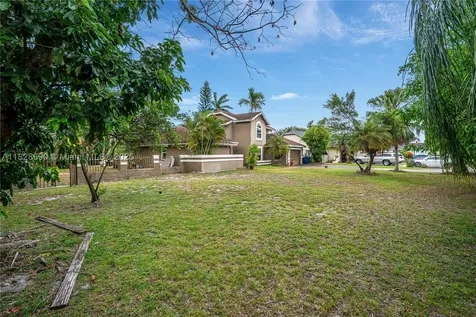 5452 SW 88th Terrace Cooper City FL 33328