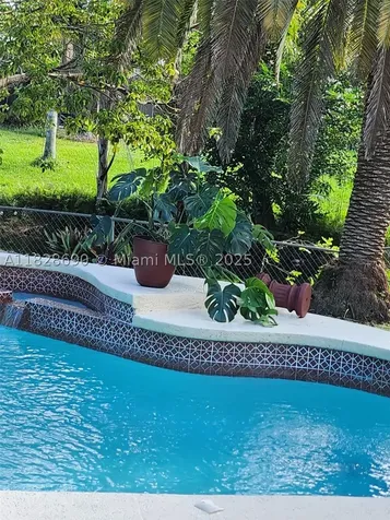 5452 SW 88th Terrace Cooper City FL 33328