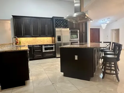 5452 SW 88th Terrace Cooper City FL 33328