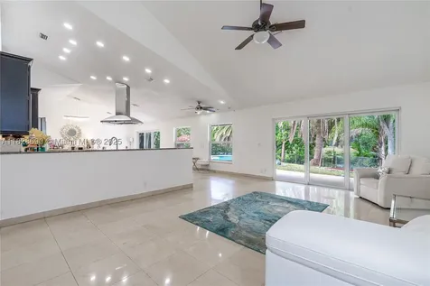 5452 SW 88th Terrace Cooper City FL 33328
