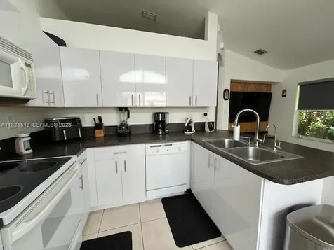 1988 SE 12th Street Homestead FL 33035