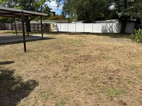 4101 SW 32nd Drive West Park FL 33023