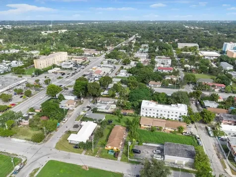 47 NE 80th Terrace Miami FL 33138