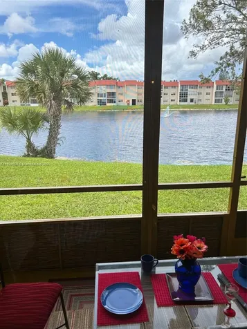 2800 W Sunrise Lakes Drive Sunrise FL 33322