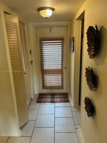 2800 W Sunrise Lakes Drive Sunrise FL 33322