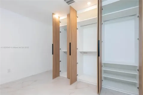 2181 SW 20th Street Miami FL 33145