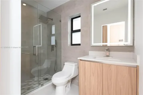 2181 SW 20th Street Miami FL 33145