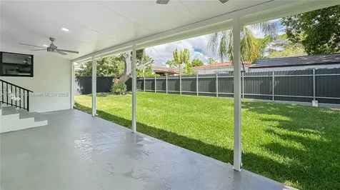 2181 SW 20th Street Miami FL 33145