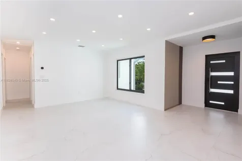 2181 SW 20th Street Miami FL 33145