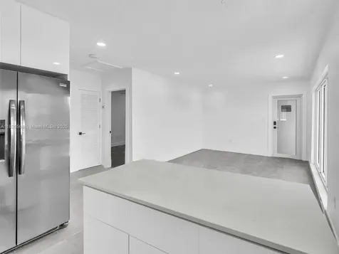11900 N Bayshore Drive North Miami FL 33181