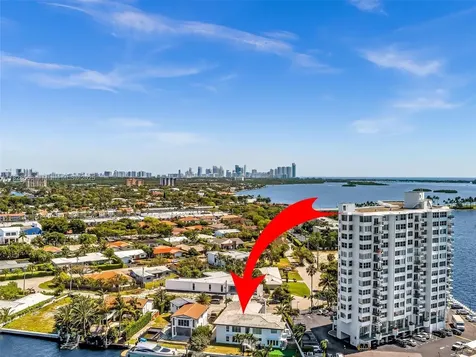 11900 N Bayshore Drive North Miami FL 33181